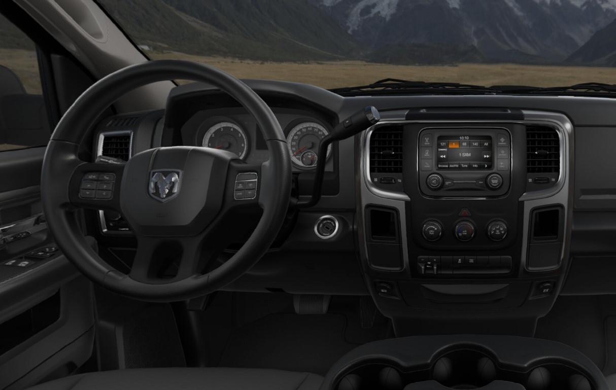 2018 Ram 2500 SLT Front Dashboard Interior